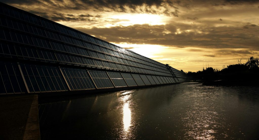 Reduce tus costos energéticos en un 100% sin inversión inicial